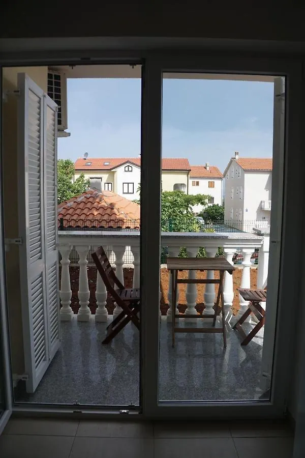 Mitra Apartments Malinska