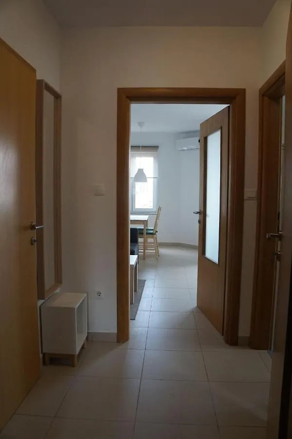 Mitra Apartments  Malinska